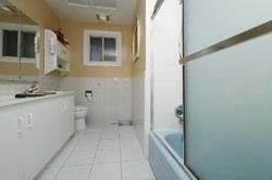 For Lease - 32 Rosscowan Crescent, Toronto, Ontario - Photo 3