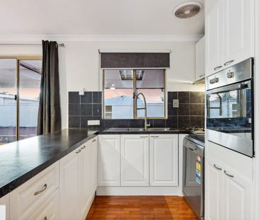 78 Murchison Road, Waikiki, WA 6169 - Photo 4