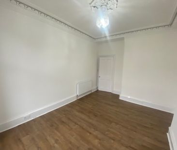 2 Bedroom Property To Rent - Photo 2