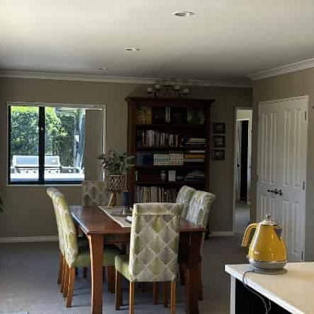 Stunning Family Home - Where Everyday Living Feels Like a Holiday! - Photo 1