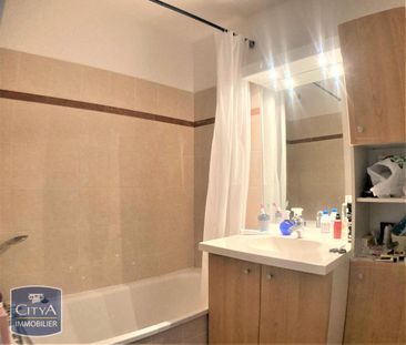 Location Appartement 2 pièces 42m² CAHORS 46000 - Photo 3