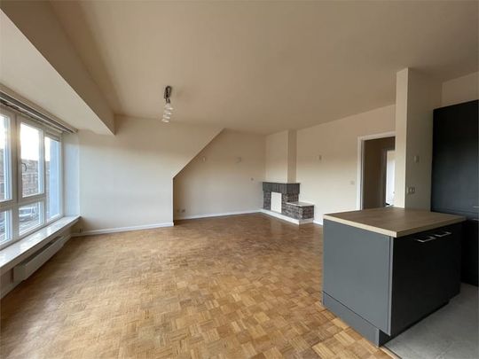 Appartement te huur - Photo 1
