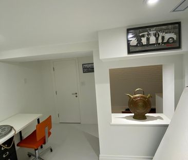 For Lease - 19 Teddington Park Avenue Unit# Bacholor, Toronto, Ontario - Photo 2