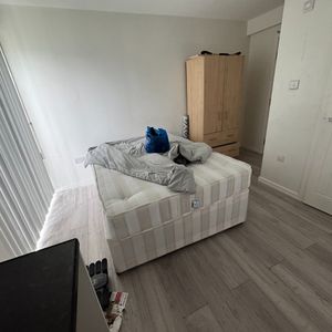 Studio Flat, High Level Drive, SE26 - Photo 2