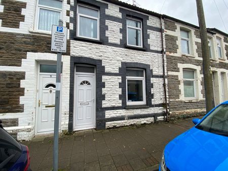 Hirwain Street, Cathays - Photo 2