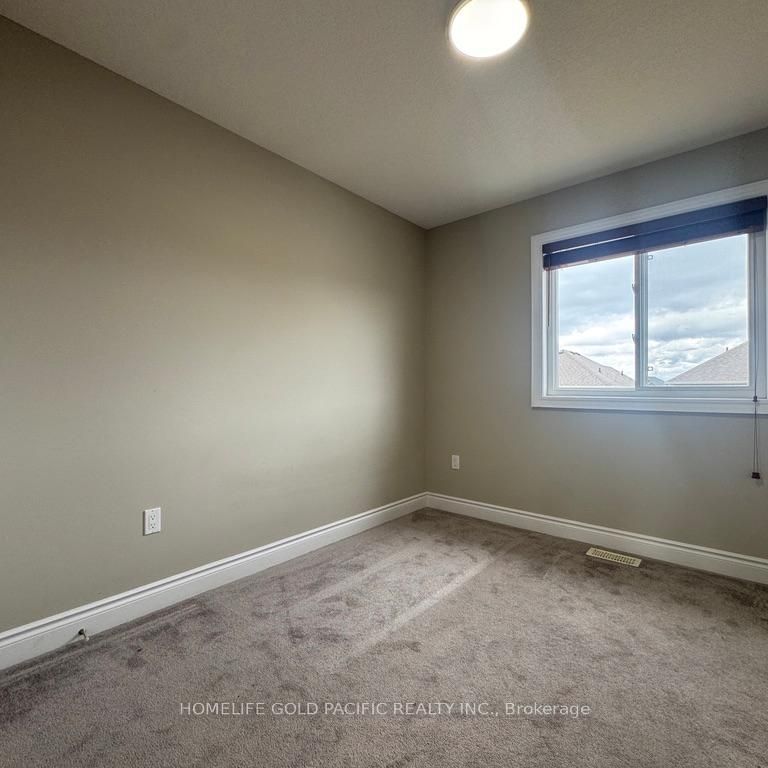 For Lease - 86 Nathan Crescent, Barrie, Ontario - Photo 1