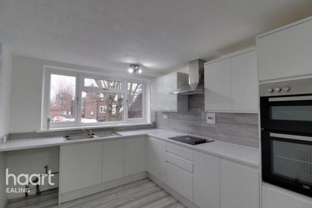 3 bedroom apartment to rent - Photo 3