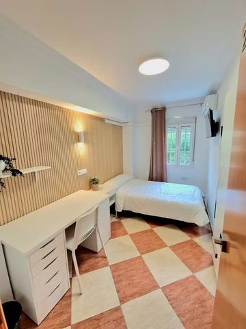 Avenida la Montería, Sevilla, Andalusia 41006 - Photo 3