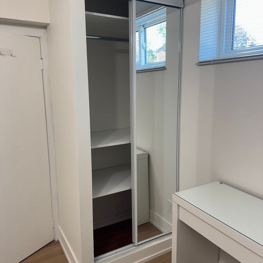 For Lease - 145 Harrison Drive Unit# Lower 2, Newmarket, Ontario - Photo 1