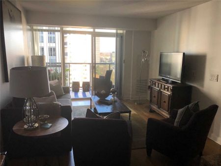 For Lease - 1 Michael Power Place Unit# 1402, Toronto, Ontario - Photo 4