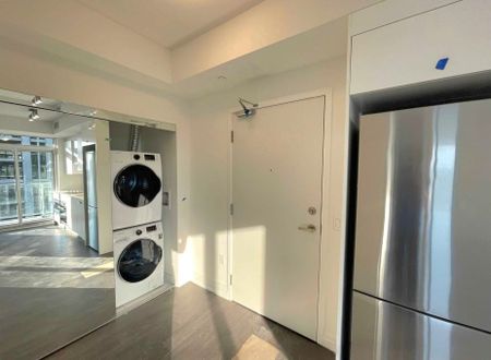 For Lease - 99 Broadway Avenue Unit# 3410 Nt, Toronto, Ontario - Photo 3