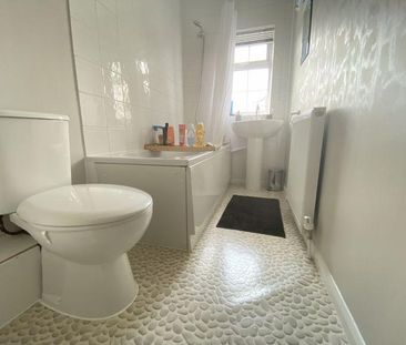 2 bedroom terraced house to rent - Photo 6