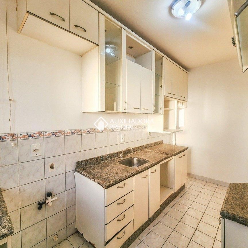Apartamento com 1 quarto e 34m² para alugar em Humaitá, Porto Alegre. - Photo 1