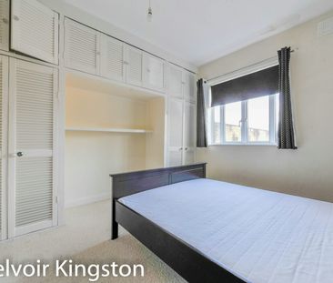 Flat to rent on - Photo 2