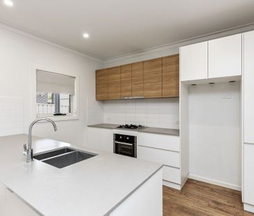 Stylish 3 Bedroom Villa! - Photo 2