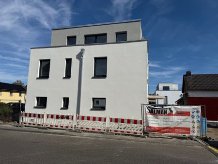 SANKT AUGUSTIN, TOP NEUBAU, 4-5 Zimmer PENTHOUSE Whg. mit 139 m² Wfl. Nähe HIT, ruhig - Photo 3