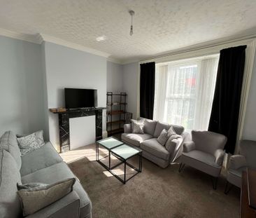 1 Bedroom | Flat 1, 81 Embankment Road, PL4 9HX - Photo 1