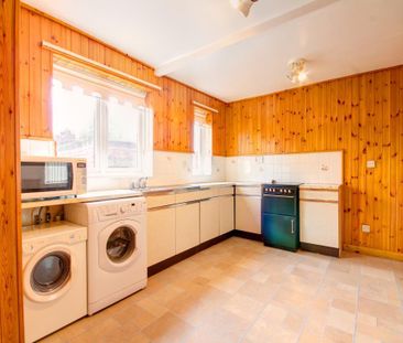 3 bedroom semi-detached house to rent - Photo 6