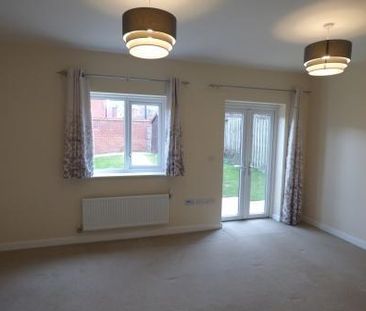 2 bedroom terraced house to rent - Photo 1