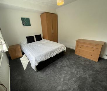 6 bedroom terraced house to rent - Photo 6
