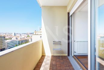 Apartamento T5 em Lisboa