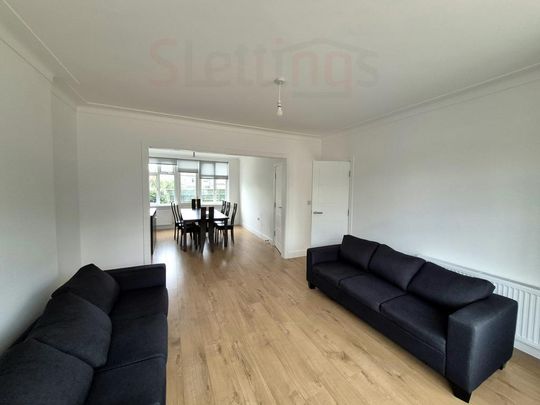 4 bedroom semi-detached house to rent - Photo 1