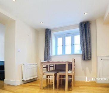 2 bedroom semi-detached house to rent - Photo 6