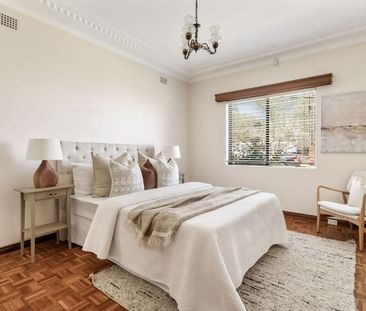 SPACIOUS FAMILY HOME IN PRIME KINGSGROVE LOCATION - Photo 6