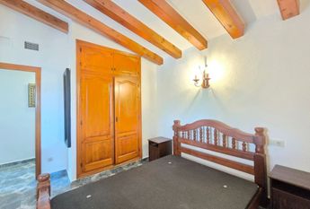 WIDE ESTATE FOR RENT IN TEULADA FOR LONG TERM