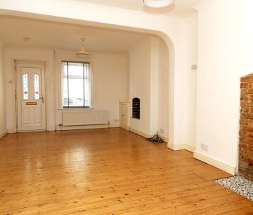Westgate Road, Faversham, ME13 8HF, Kent - Photo 2