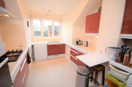 2 bedroom apartment to rent - Photo 4