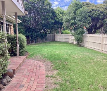 2 Lagnicourt Street, Hampton VIC 3188 - House For Rent | Domain - Photo 4