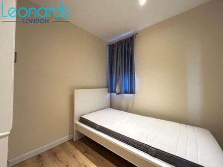 3 bedroom terraced house to rent - Photo 4