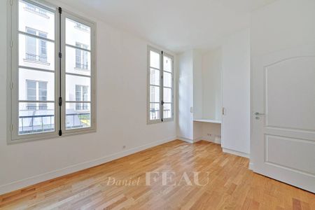 Location appartement, Paris 8ème (75008), 5 pièces, 151.74 m², ref 85418223 - Photo 5