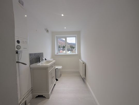 Cemetery Road, Treorchy - Photo 1