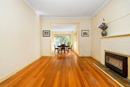 Elegant Character Home in the Frankston High School Zone - Photo 4