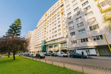 T4 para Arrendamento no Edifício Plaza - Campo Grande - Photo 5