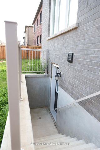 For Lease - 1343 Harrington Street Unit# Lower, Innisfil, Ontario - Photo 3