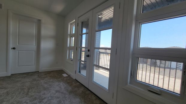 33 Walden Pond Dr, Amherstview, ON K7N 0E7 - Photo 1