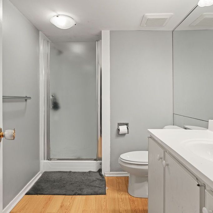 For Lease - 2051 Kings Grove Crescent, Beacon Hill North - South and Area, Ontario - Photo 1