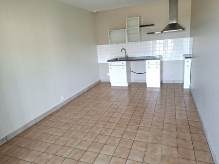 Maison T4 à louer Melesse - 99 m² - Photo 5