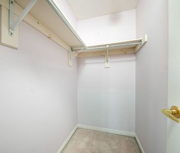 For Lease - 110 Dolce Crescent, Vaughan, Ontario - Photo 4