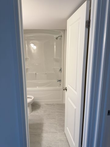 For Lease - 397 Garrison Road Unit# basement, Fort Erie, Ontario - Photo 4