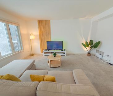 For Lease - 46 Haney Drive, Thorold, Ontario - Photo 4