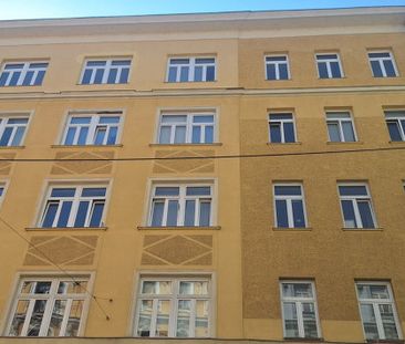 Nette, unbefristete 2 Zimmer Altbauwohnung - Foto 2