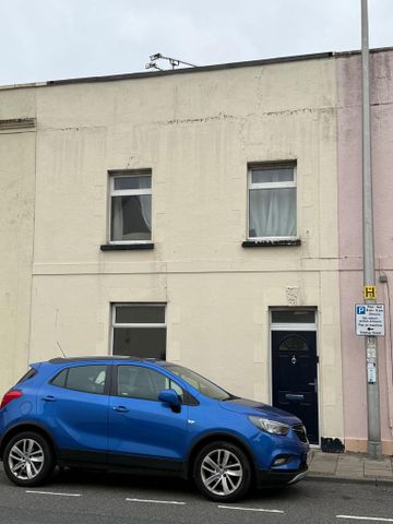 1 bedroom in a house share to rent - Photo 3