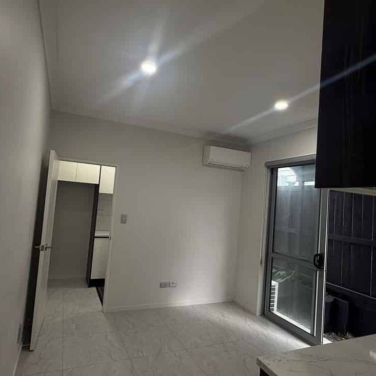 Charming 2BR Flat in Flat Bush - Photo 1