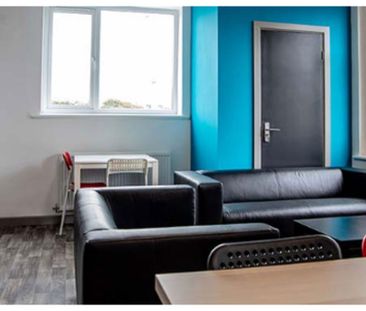 Dean Road, Scarborough - Photo 1