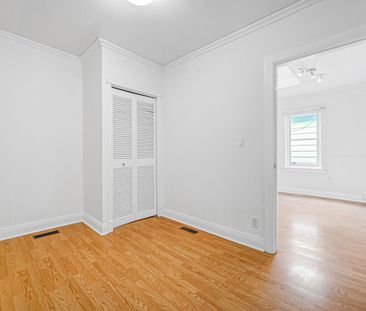 For Lease - 13 Twenty Ninth Street, Toronto, Ontario - Photo 6