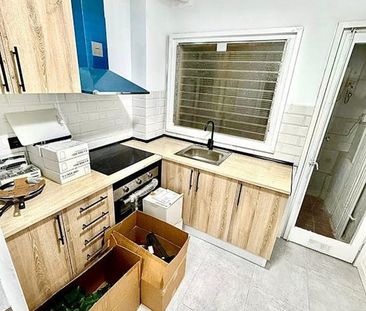 Carrer de Bac de Roda, Barcelona, Catalonia 08020 - Photo 6